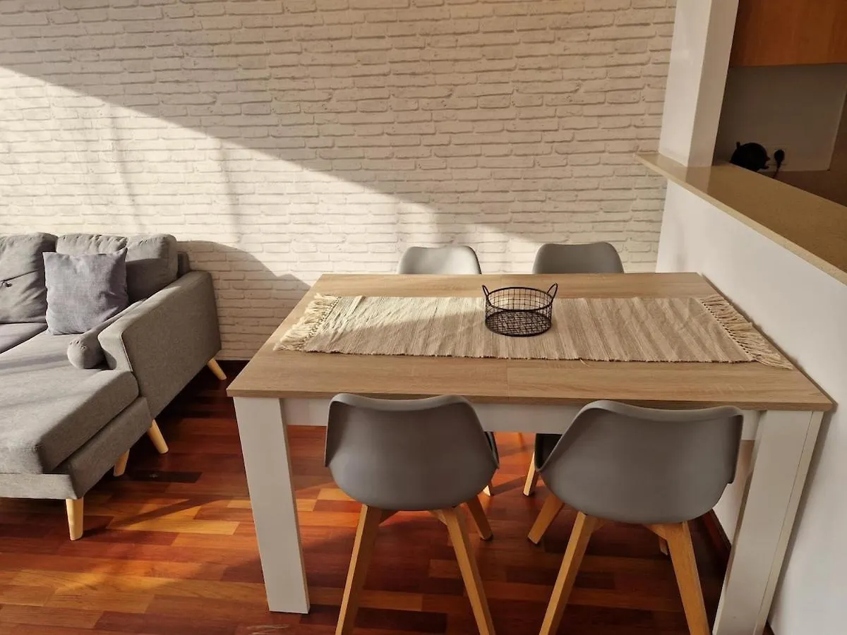 La Tranquilidad En Sabadell Apartment 0*,